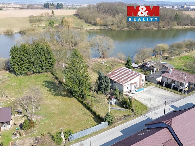 Prodej stavebního pozemku 1 160 m²