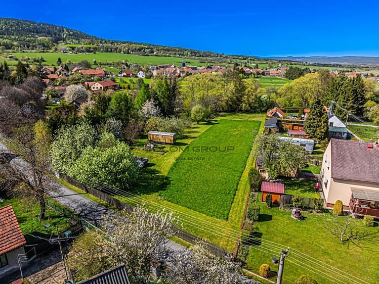 Prodej stavebního pozemku 4 472 m²