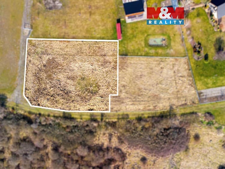 Prodej stavebního pozemku 1 731 m²