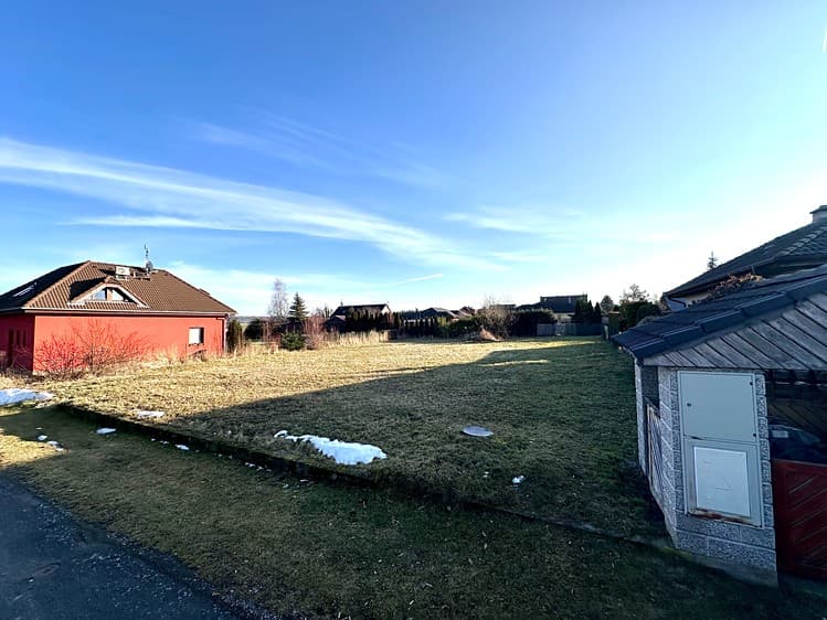 Prodej stavebního pozemku 1 040 m²