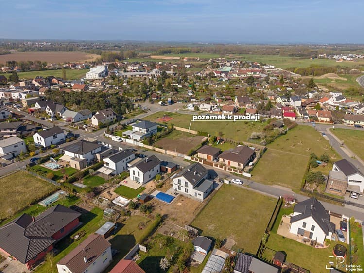 Prodej stavebního pozemku 990 m²