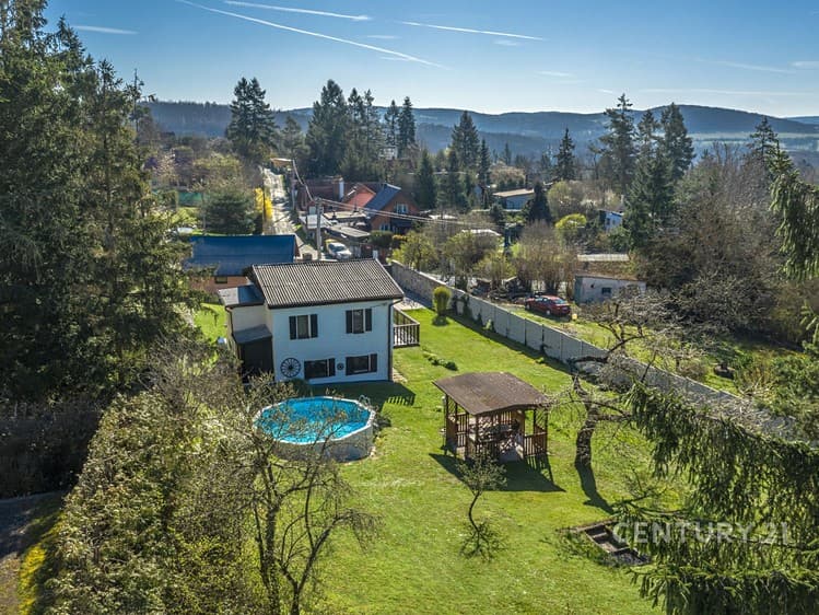 Prodej stavebního pozemku 1 309 m²