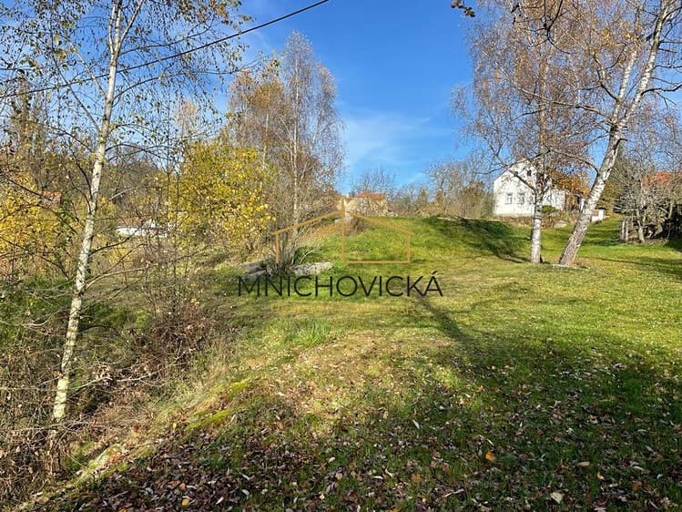 Prodej stavebního pozemku 3 800 m²