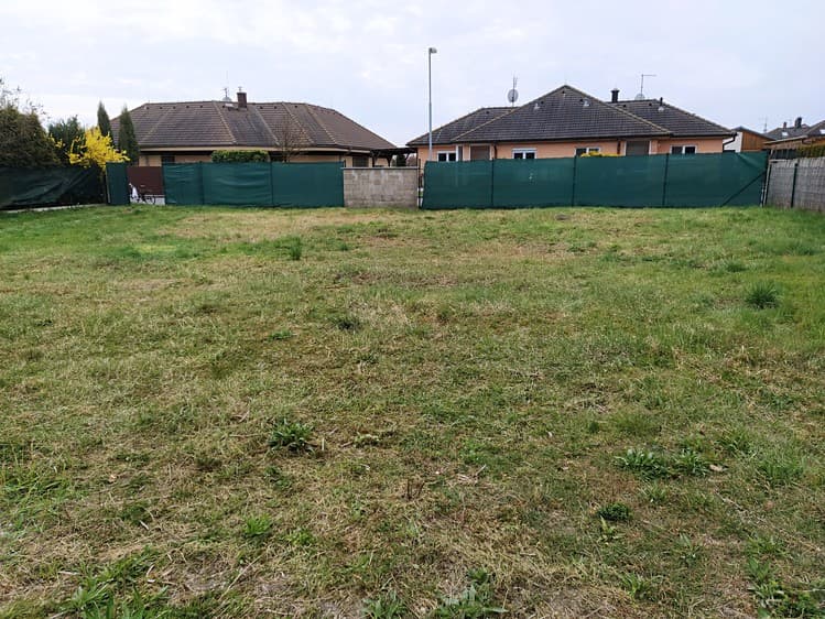 Pronájem zahrady 780 m²