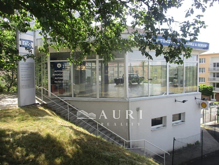 Prodej obchodního prostoru 412 m²