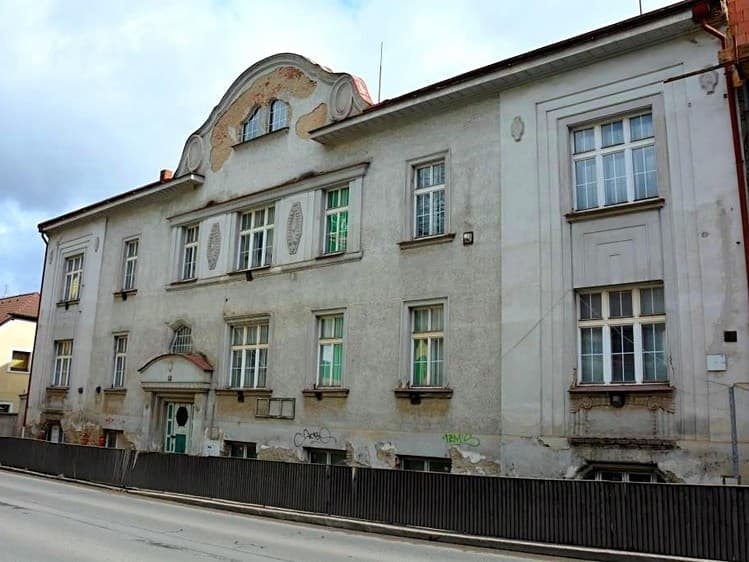Prodej činžovního domu 1 260 m²