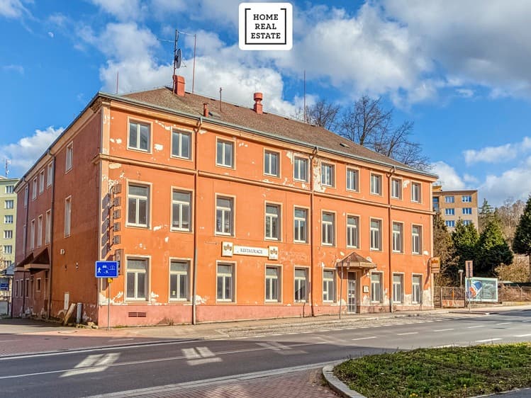 Prodej ubytovacího zařízení 1 886 m²