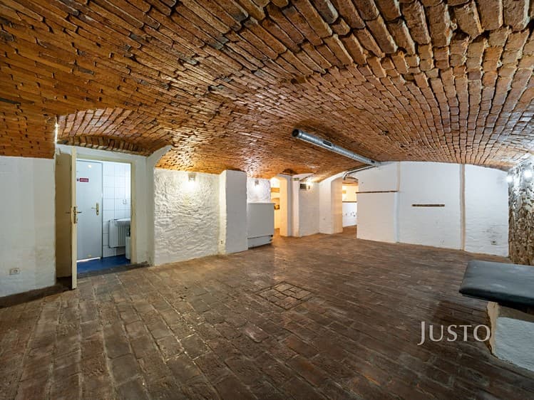 Prodej restaurace 103 m²