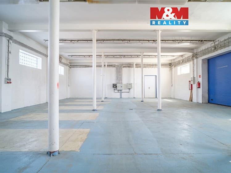 Prodej obchodního prostoru 1 200 m²