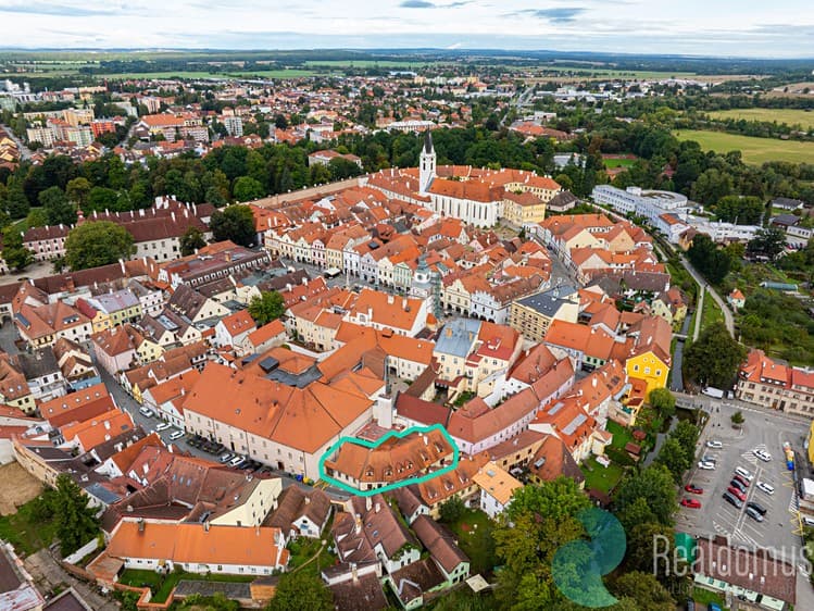 Prodej ubytovacího zařízení 300 m²