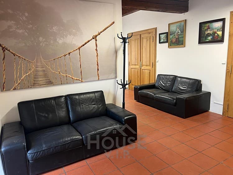 Prodej obchodního prostoru 109 m²