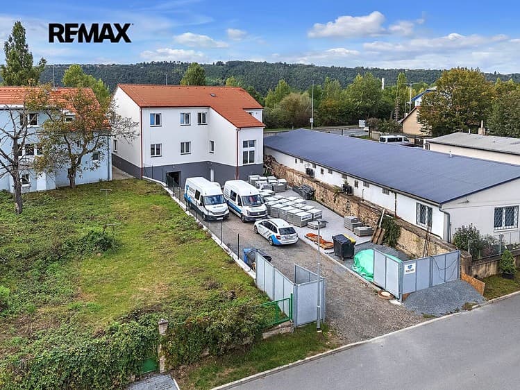 Prodej kanceláře 492 m²