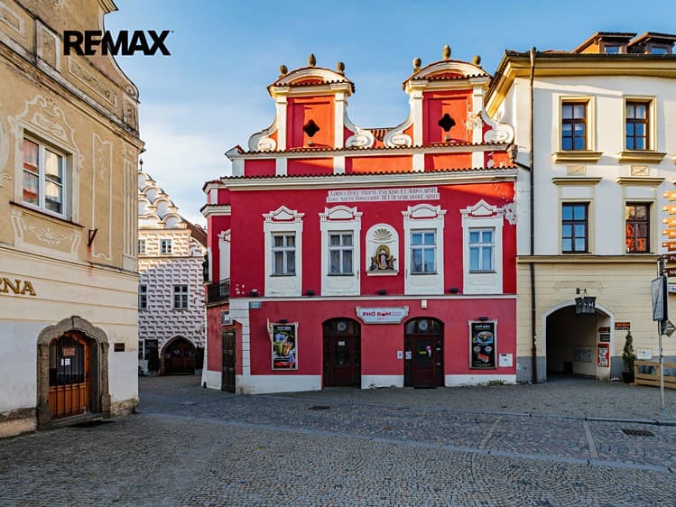 Prodej činžovního domu 266 m²