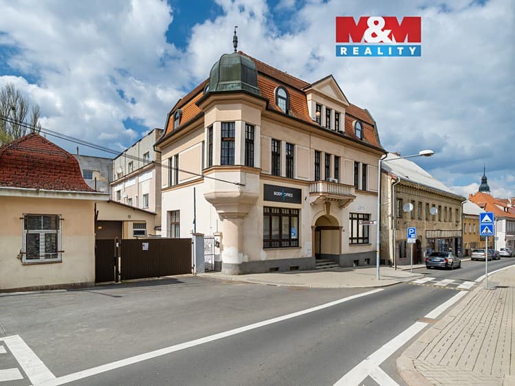 Prodej činžovního domu 680 m²