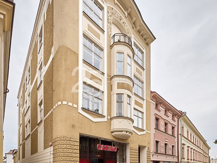 Prodej činžovního domu 680 m²