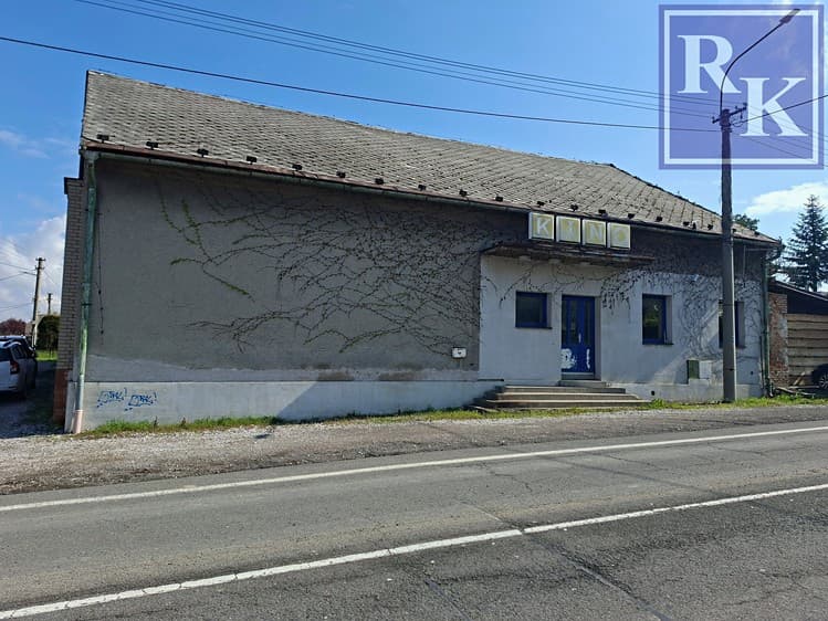 Prodej komerční nemovitosti 520 m²