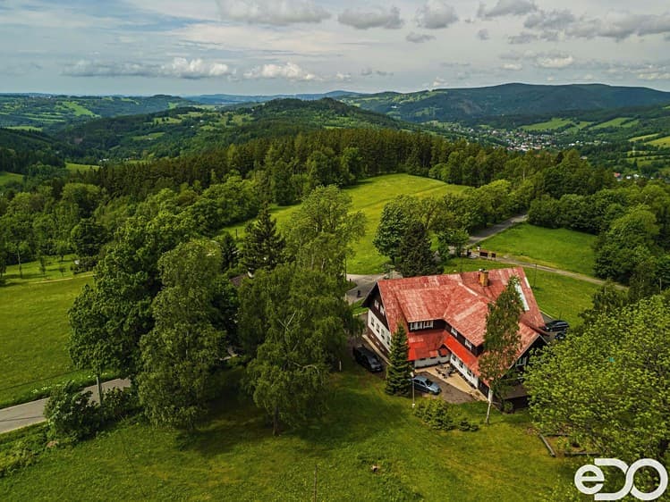 Prodej ubytovacího zařízení 906 m²