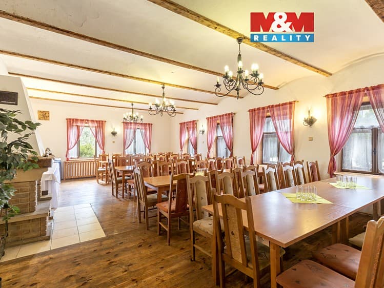 Prodej restaurace 420 m²