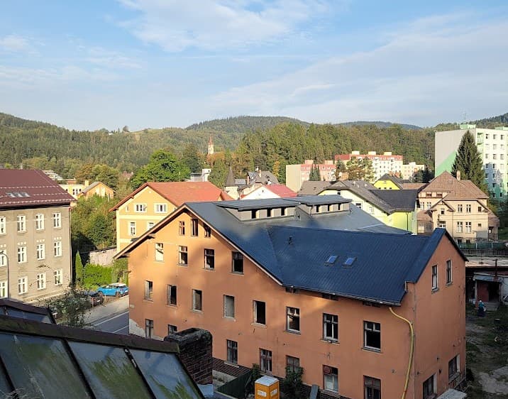 Prodej výrobní haly, prostoru 4 600 m²