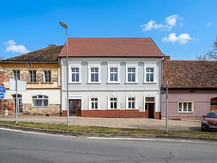 Prodej činžovního domu 240 m²