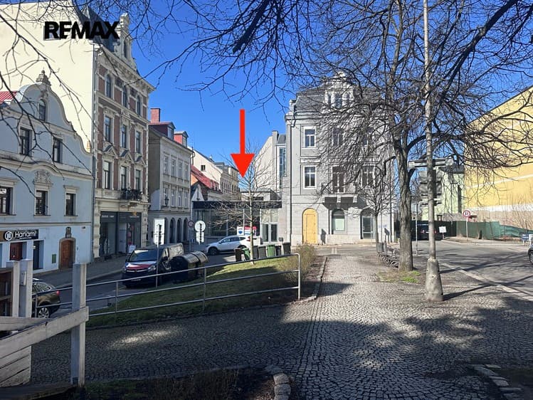 Pronájem obchodního prostoru 214 m²