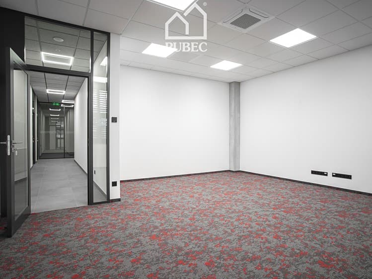Pronájem kanceláře 127 m²