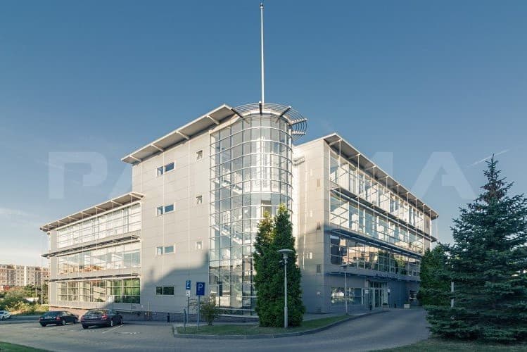 Pronájem kanceláře 1 012 m²