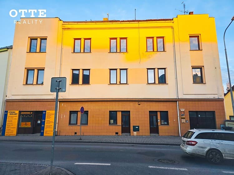 Pronájem obchodního prostoru 53 m²