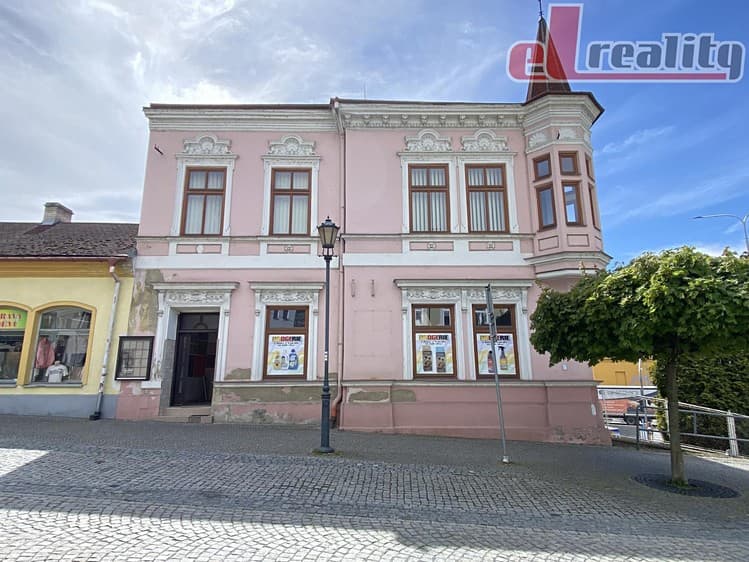 Pronájem obchodního prostoru 100 m²
