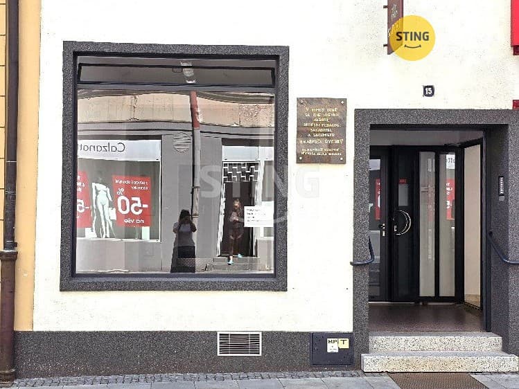Pronájem obchodního prostoru 25 m²