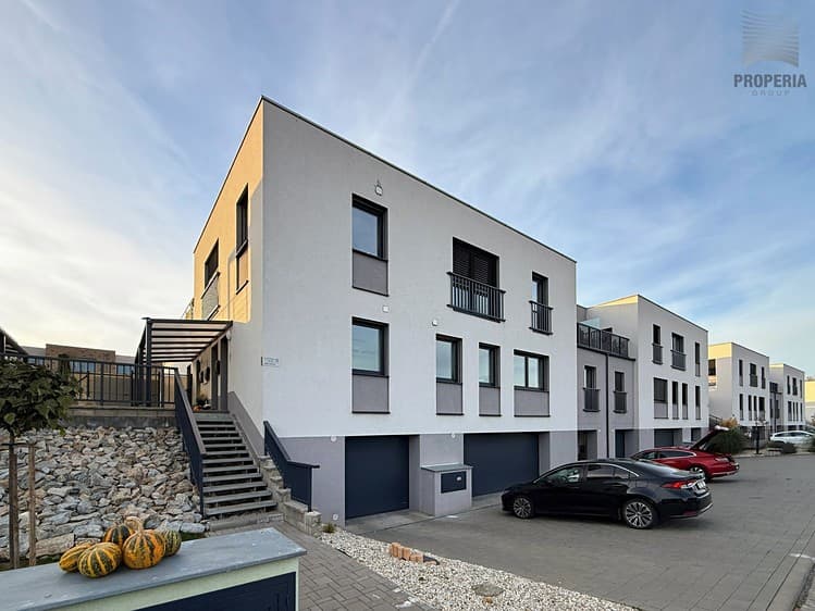 Prodej bytu 4+kk 109 m² (Jednopodlažní)