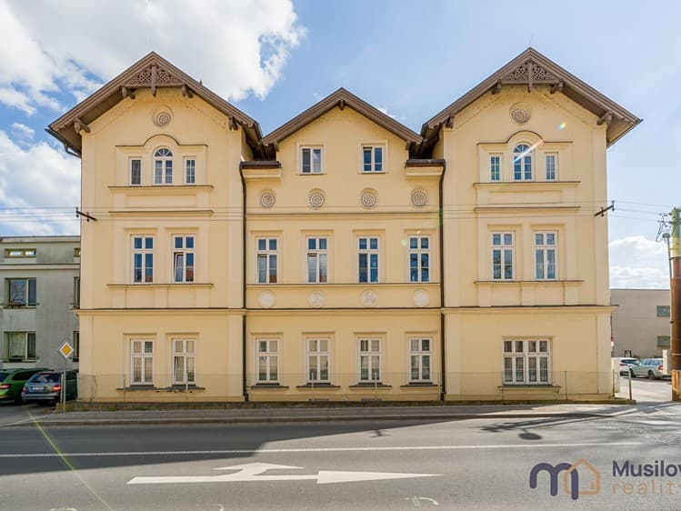 Prodej bytu 3+kk 81 m² (Podkrovní)