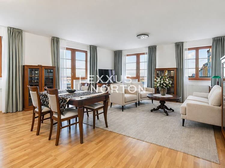 Pronájem bytu 3+kk 100 m²
