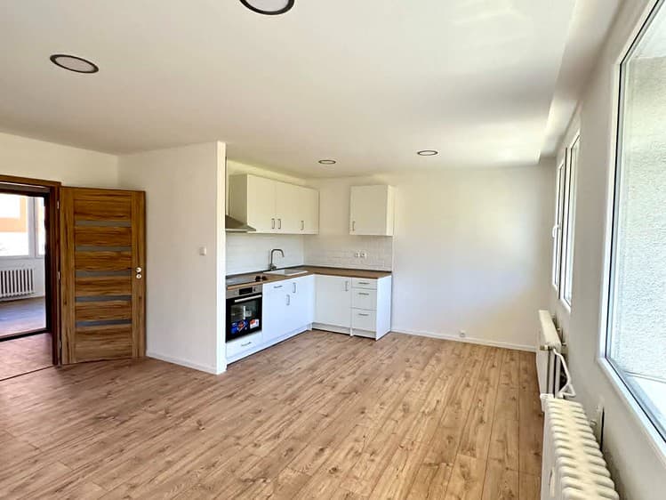 Pronájem bytu 3+kk 60 m²