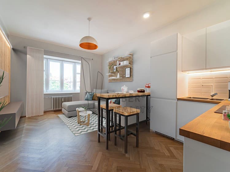 Pronájem bytu 1+kk 28 m²