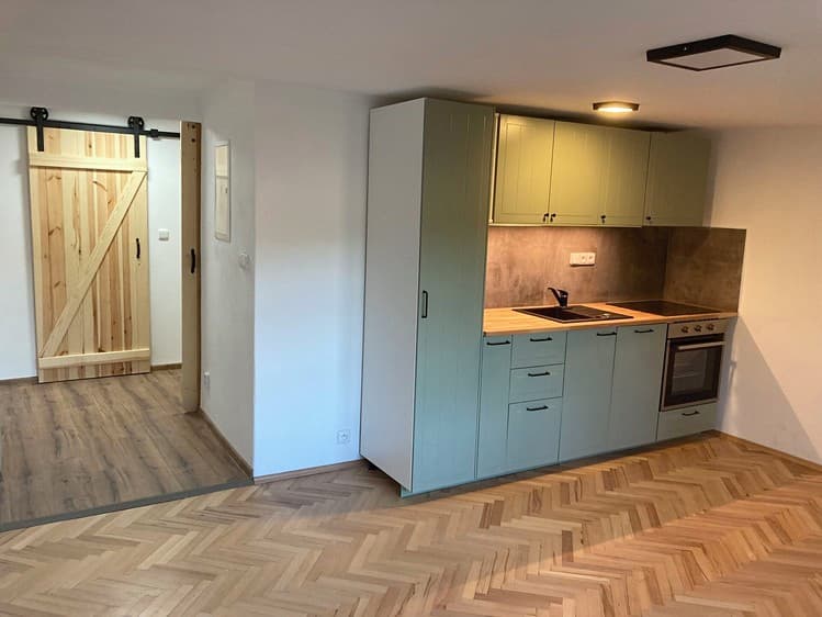 Pronájem bytu 2+kk 60 m²