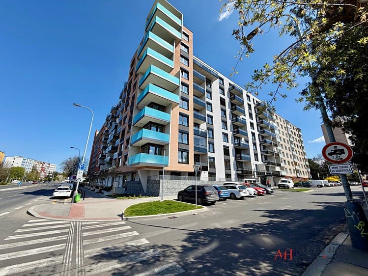 Pronájem bytu 2+kk 42 m²