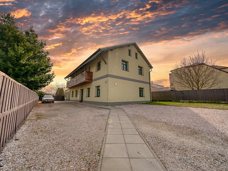 Prodej vícegeneračního domu 296 m², pozemek 610 m²