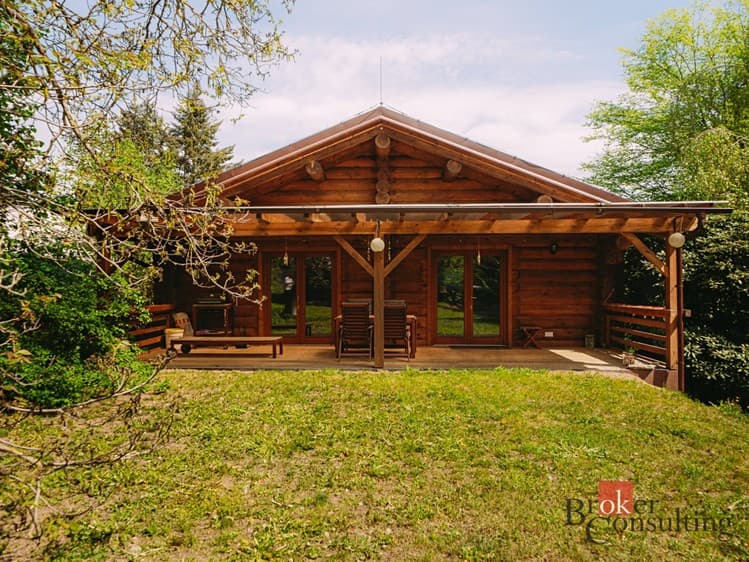 Prodej rodinného domu 154 m², pozemek 1 388 m²