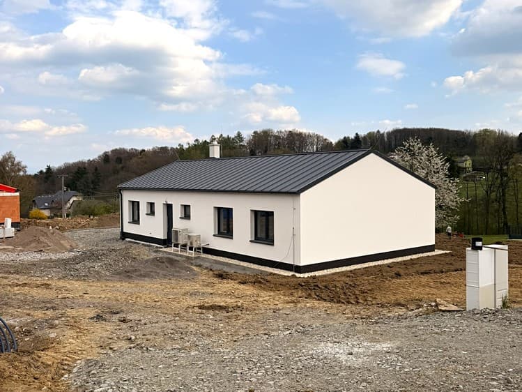 Prodej rodinného domu 125 m², pozemek 823 m²