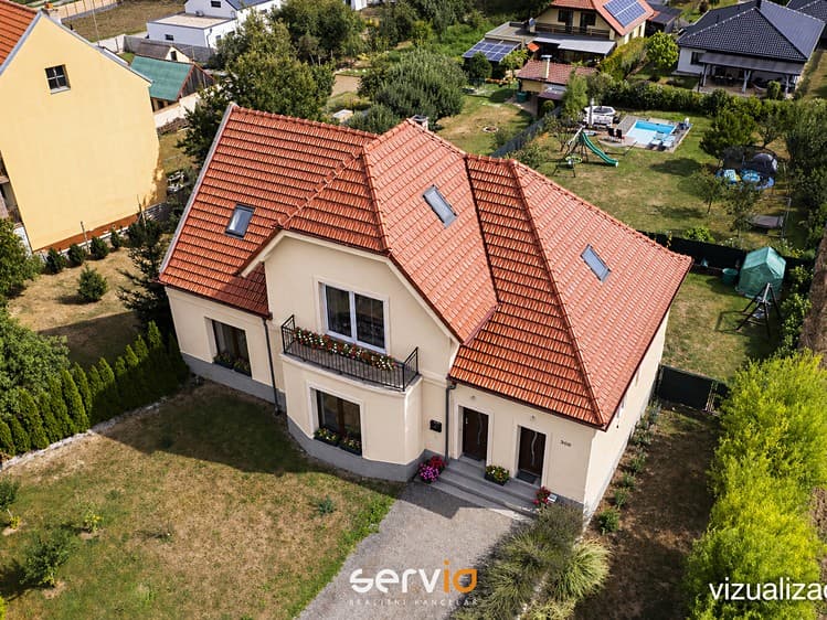 Prodej rodinného domu 344 m², pozemek 1 398 m²