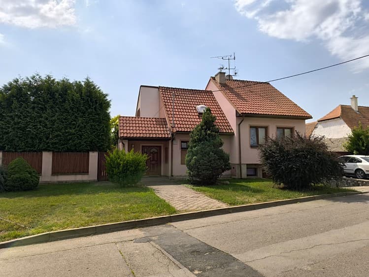 Prodej rodinného domu 158 m², pozemek 514 m²
