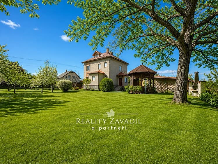 Prodej rodinného domu 153 m², pozemek 1 494 m²