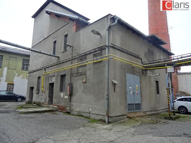 Pronájem skladového prostoru 81 m²