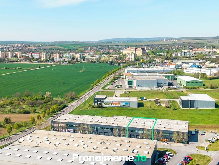 Pronájem skladového prostoru 545 m²