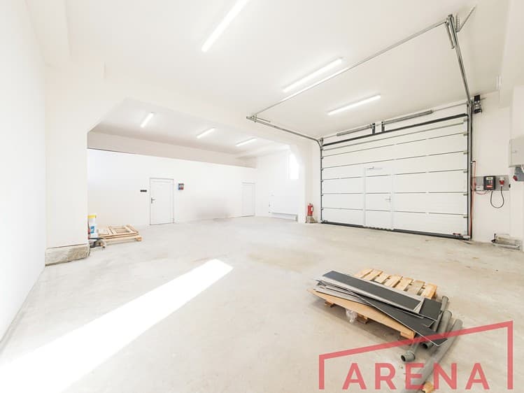 Pronájem skladového prostoru 85 m²