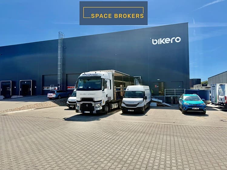 Pronájem skladového prostoru 1 095 m²