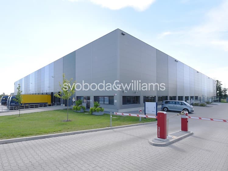 Pronájem skladového prostoru 5 455 m²