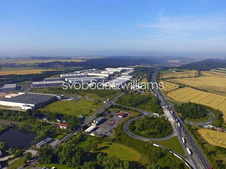 Pronájem skladového prostoru 3 154 m²