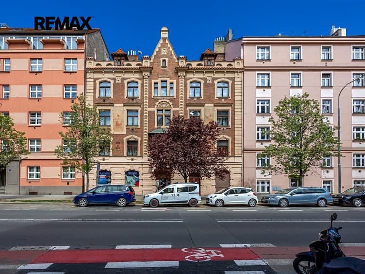 Pronájem obchodního prostoru 73 m²